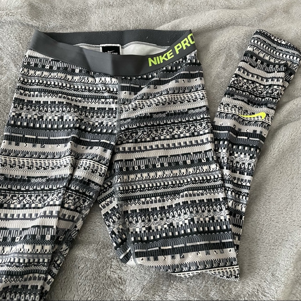 Nike Pro Leggings